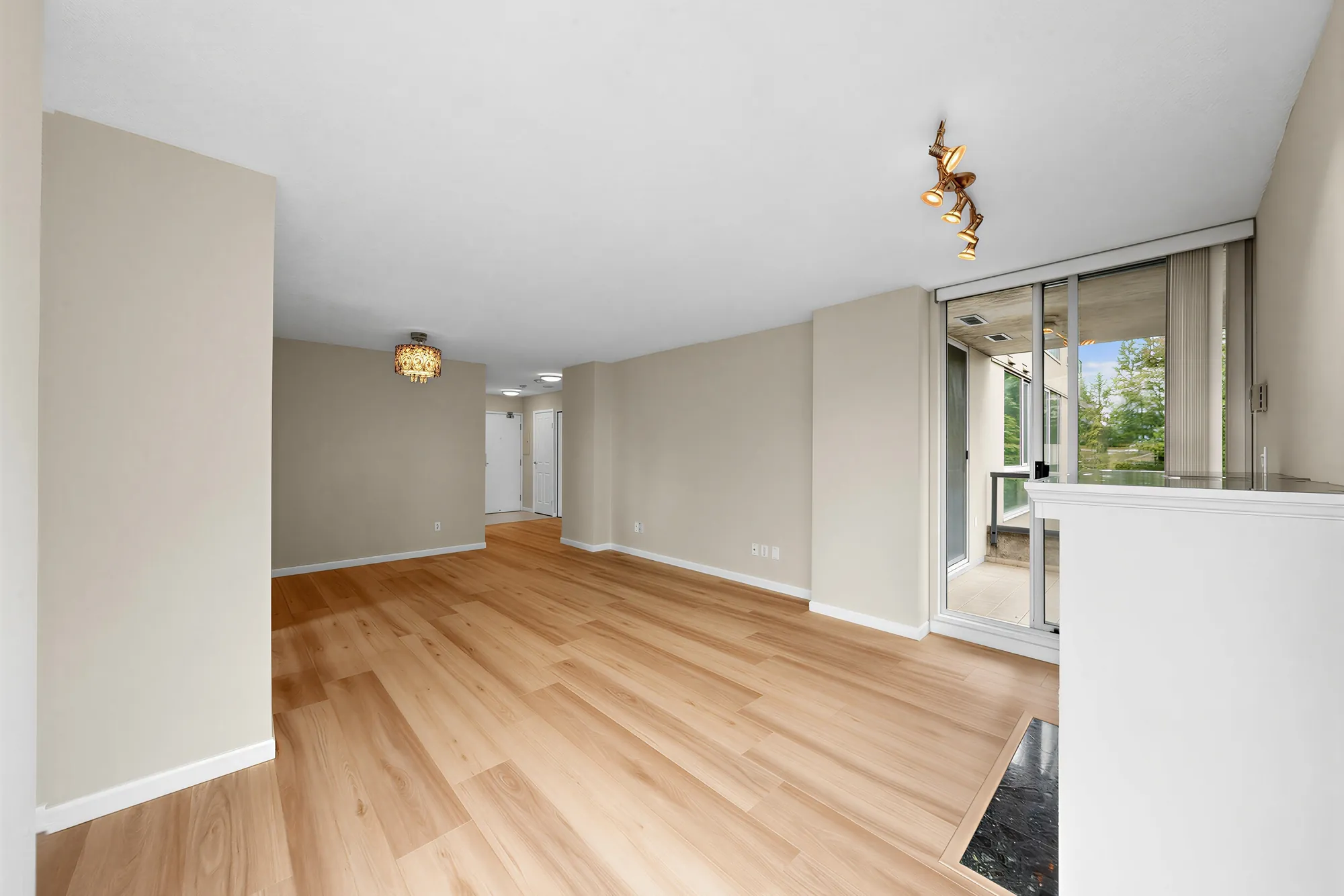 The dining room looking toward the balcony door